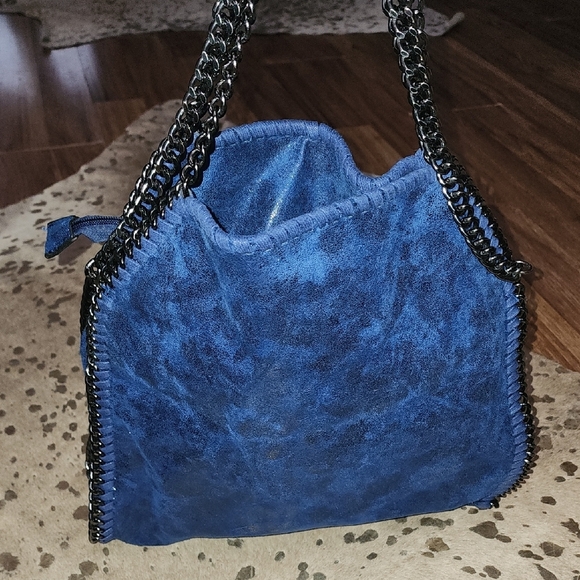 Vibrant Blue Shoulder Bag with Braided Handles - Picture 9 of 9